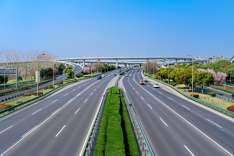 Application of polymer fibers in asphalt mixtures